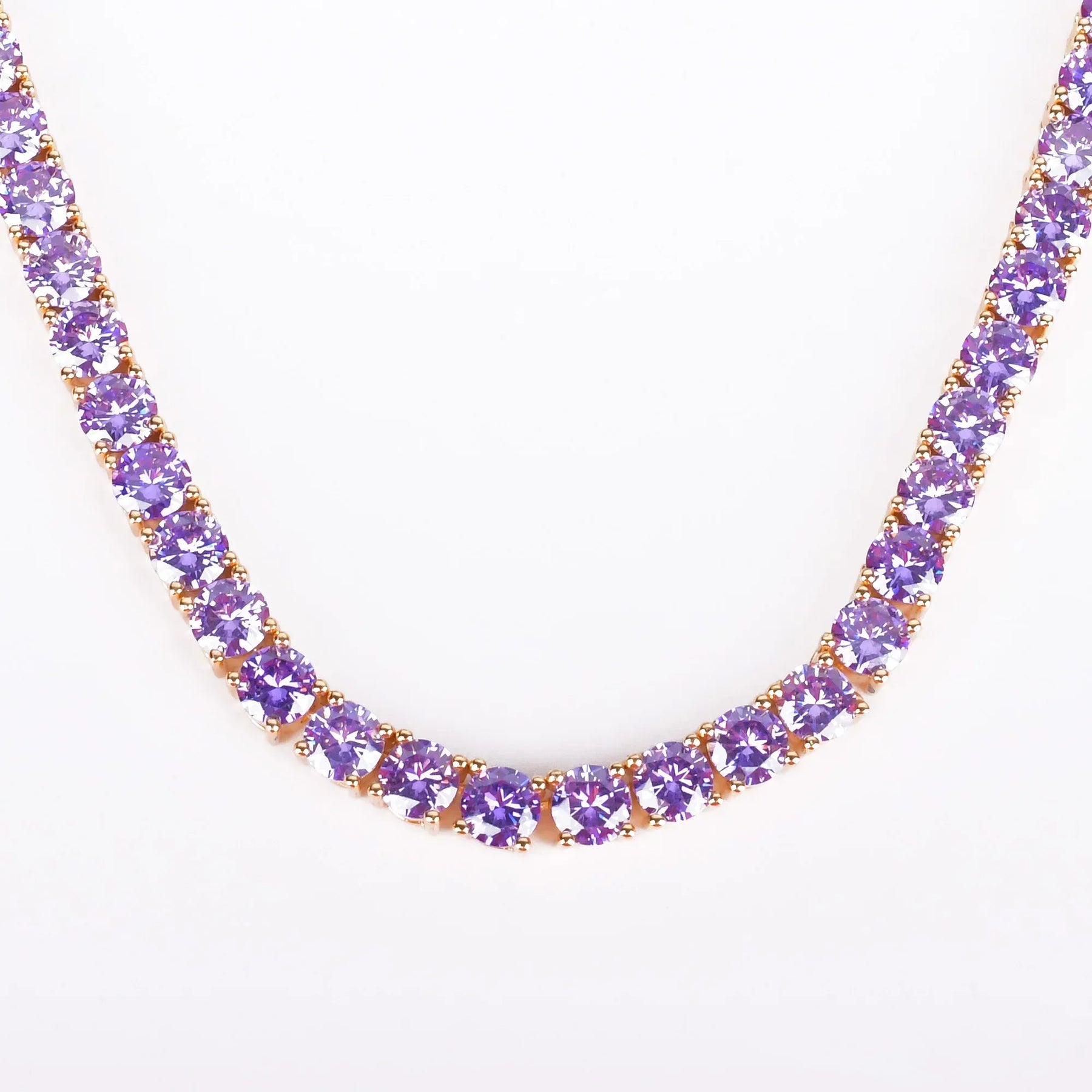 Colar Cravejado de Zircônia Banhado a Ouro 24K